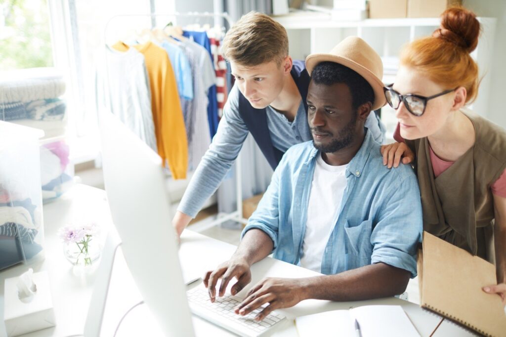 Como vender mais pela internet: 6 dicas para negócios de moda